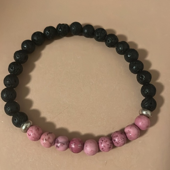 Beaded bracelet trio- stone and lava bead - Picture 3 of 4